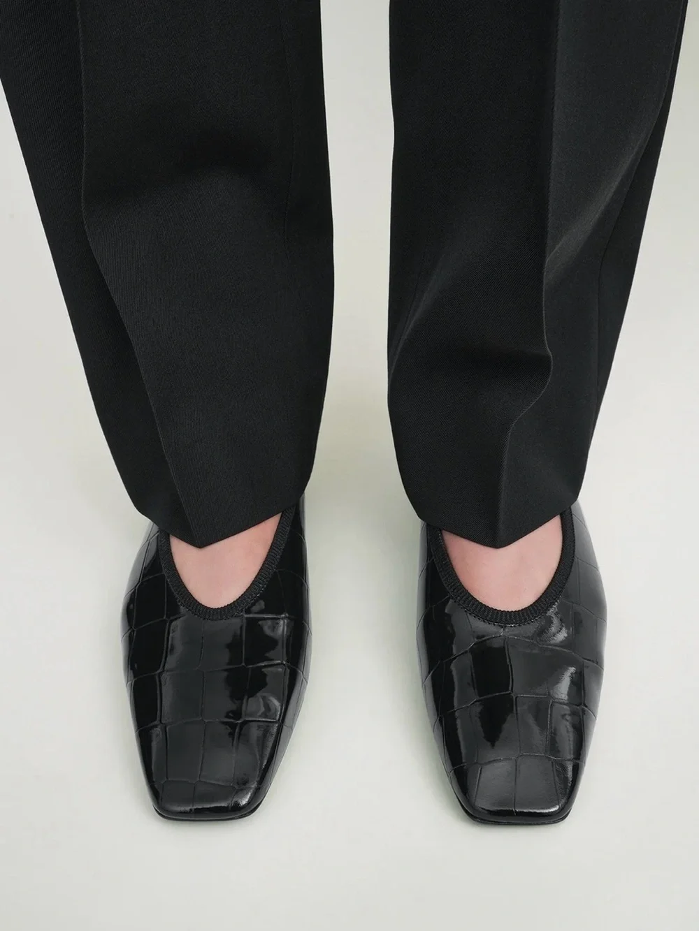 Toteme Black Croc-Embossed Square-Toe Ballet Flats - Picture 4 of 7